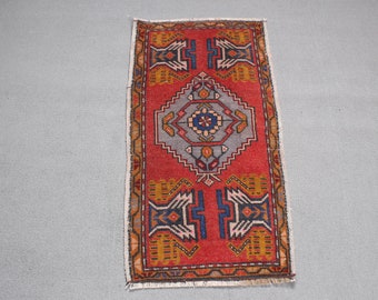 Turkish Rug, Vintage Rug, Small Rug, Antique Rug, Rugs For Door Mat, 1.7x3.2 ft Red Rug, Wool Rugs, Handwoven Bath Mat,