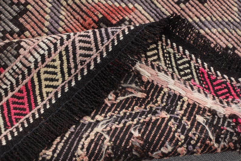 Large Kilim,Vintage Kilim,Turkish Kilim,Rugs For Living Room,Organic Rug,Luxury Rug,Exotic Rug,Bohemian Rug,Traditional Rug,Outdoor Rug,Artistic Rug,Handwoven Rug,Decorative Rug,