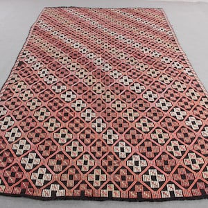 Vintage Kilim, Embroidered Turkish Kilim, Large Kilim, Oushak Kilim, Rugs For Salon, 5.9x10 ft Pink Kilim, Authentic Vintage Turkish Kilim,