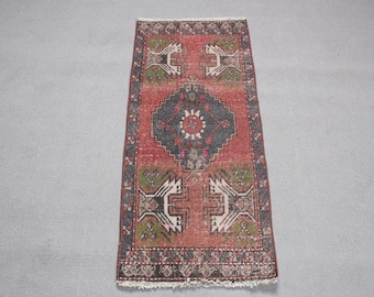 Small Rug, Vintage Rug, Turkish Rug, Oushak Rug, Rugs For Entry, 1.5x3.4 ft Red Rug, Moroccan Rug, Tribal Turkish Rug,