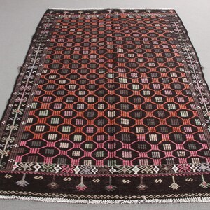 Vintage Kilim, Turkish Kilim, Embroidered Kilim, Antique Kilim, Rugs For Living Room, 4.9x7.3 ft Brown Kilim, Kilim With Geometric Patterns
