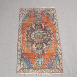 Turkish Rug, Vintage Rug, 2x3 Small Rug, Antique Rugs For Entry, 1.5x2.7 ft Orange Rug, Boho Chic Turkish Rug, Modern Bath Mat, Wool Rug