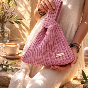 Pink Lurex Crochet Knot Bag: Metallic Wristlet Evening Purse image 2