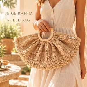 Beige Raffia Crochet Shell Bag: Handmade Top Handle Purse with Wooden Handles image 1