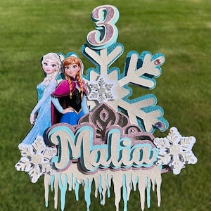 Topper per torta a tema principessa del ghiaccio personalizzato fatto a mano