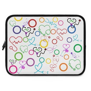 Funda para computadora portátil de enfermera "Rainbow Rounds", vibrante y elegante, arcoíris, redondos, enfermera, funda para computadora portátil, colorida, estetoscopios, elegante, duradera