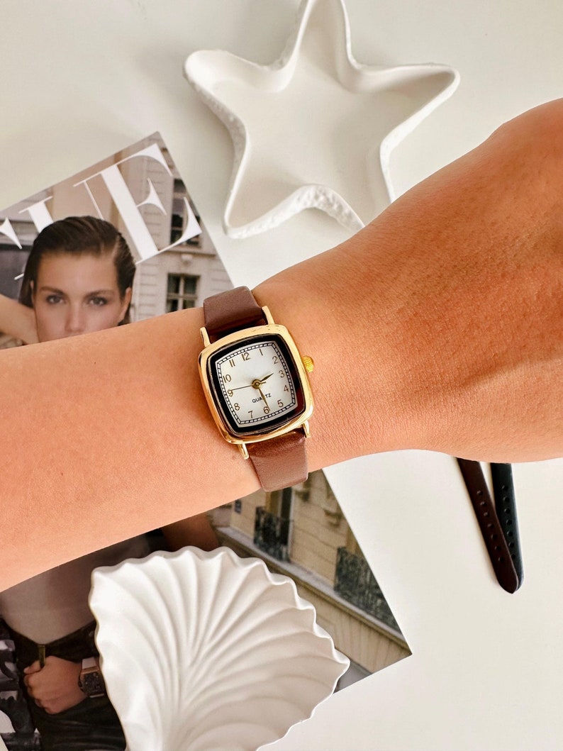 Vintage Look Square Dial Brown Leather Strap Women's Wristwatch Brown