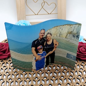 200X150mm Curved Acrylic Photo Frame Wave Curved