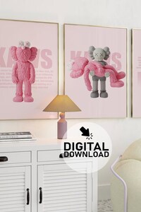 Replica KAWS Figure Statue Inspired KAWS Design Bearbrick Replica Style Hypebeast Figures Unique Hypebeast Gift for Figurine Lovers