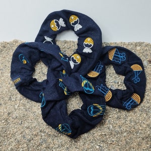 Linen scrunchie Small blue image 1