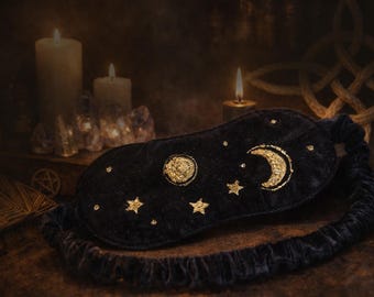 Schlafmaske aus Samt mit Seidenfutter, handbemalt und mit Perlen bestickt
