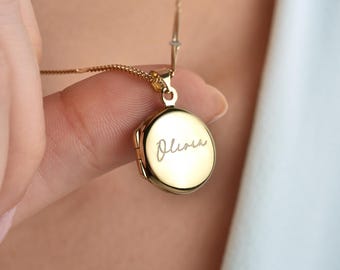 Personalized Round Locket Necklace, Custom Name Engraved Gold Locket, Minimal Circular Photo Locket, Meaningful Gift for Her