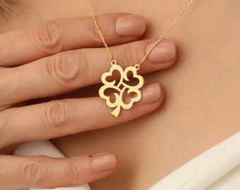 18K Gold Clover Pendant - Japanese Jewelry - Four Leaf Clover