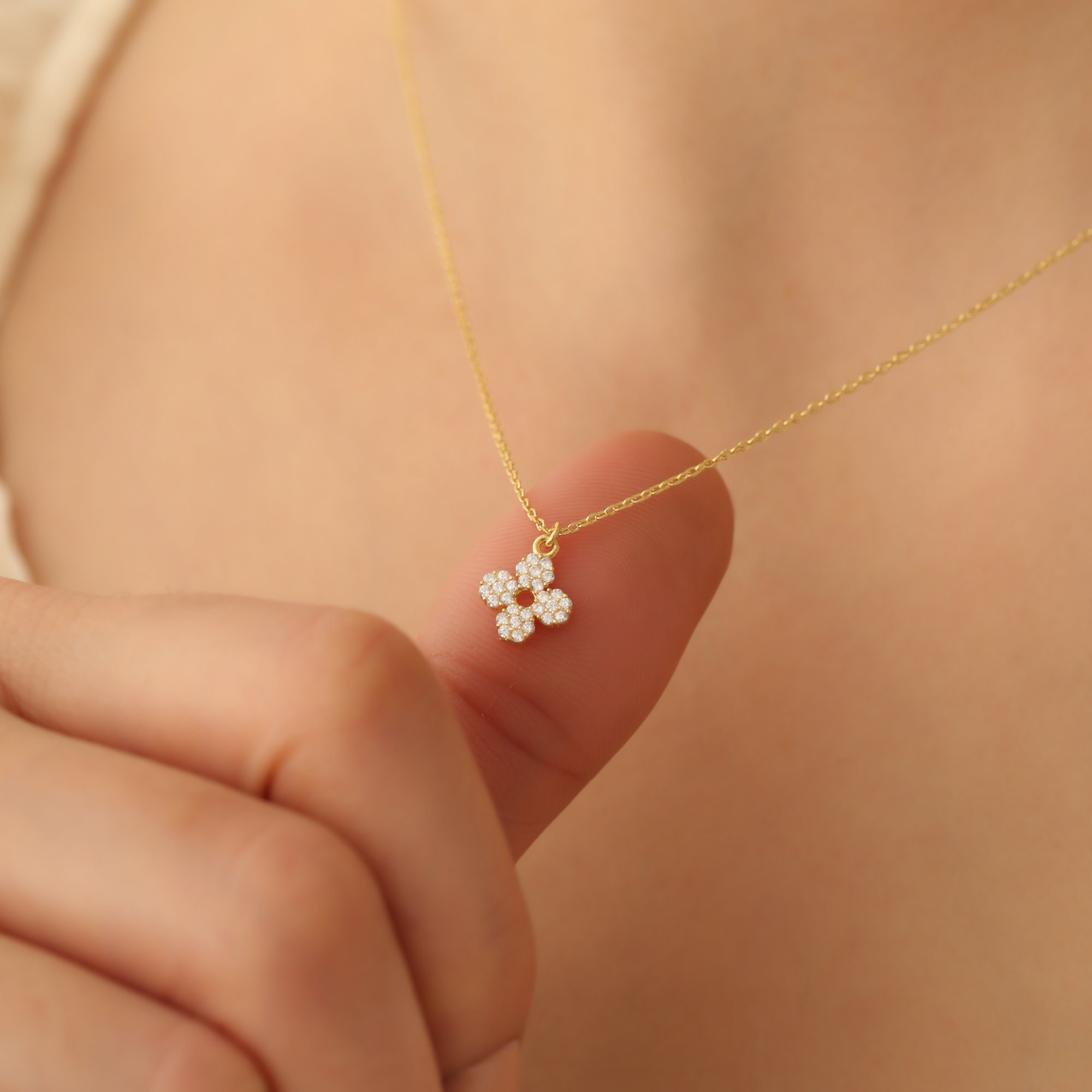 Flower Pendant Necklace, Flower Jewelry, Minimalist Necklace