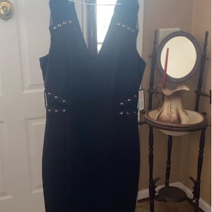 Women&#39;s Guess Black Dress Size 14