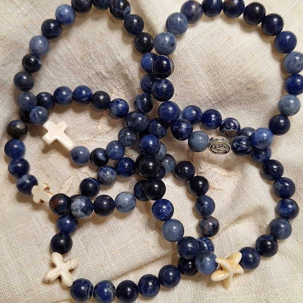 Bracelet en sodalite bleu pierres naturelles fait main