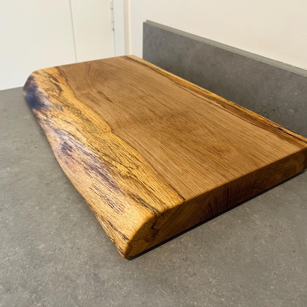 Tabla de cortar de roble macizo con borde natural extragrande: tabla de embutidos de madera maciza