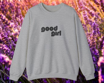 Bra tjej-tröja, bokklubbsmerchandise, present till fru, bokälskare, läsare, romantik, vuxenhumor, kryddig bokpresent, snuskbokälskare
