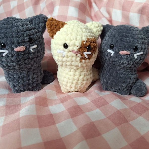 Crochet cat