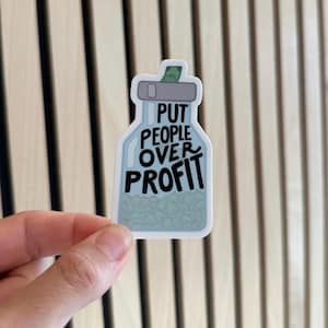 Setzen Sie Menschen über Profit, Diabetes-Bewusstsein, künstliches Insulin, künstlicher Rinderkern, hypoallergener Fettstoff, T1D-Aufkleber