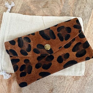 Porte-monnaie en cuir de vachette léopard