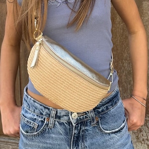 Sac banane femme en cuir et paille – Ceinture chic été, sac à bandoulière bohème naturel