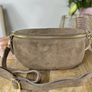 Sac banane en cuir de vachette suédé