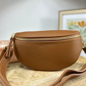 Cowhide leather fanny pack