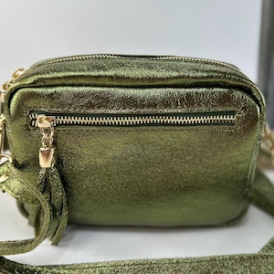 Sac à bandoulière en cuir de vachette brillant