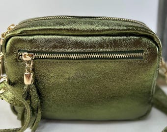 Shiny cowhide leather shoulder bag