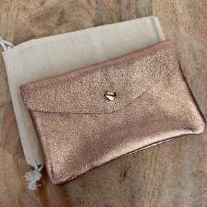 Cartera de piel de vacuno brillante