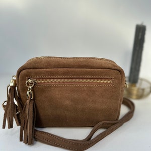 Sac à bandoulière en cuir de vachette suédé
