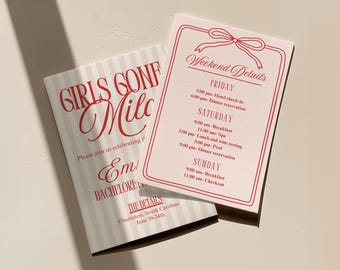 Può includere: Due cartoncini rettangolari con testo e grafica rossi. Un cartoncino presenta strisce verticali rosa e bianche con il testo GIRLS GONE MILO, BACHELORETTE e Charleston, South Carolina. L'altro cartoncino elenca Weekend Details con un fiocco.
