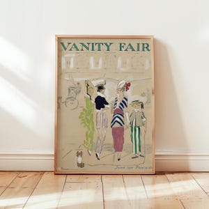 Może przedstawiać: Oprawiona, zabytkowa ilustracja okładki magazynu "Vanity Fair". Grafika przedstawia cztery postacie w strojach z epoki, z tytułem w zielonych literach. Postacie znajdują się w jasnym otoczeniu, z psem i powozem w tle.