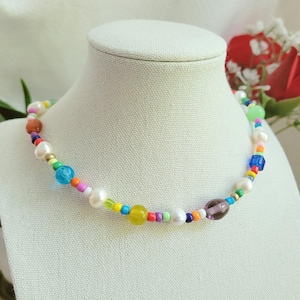 rainbow beaded freshwater pearl necklace / colorful beaded choker necklace / layering necklace / indie boho y2k / unique handmade gifts