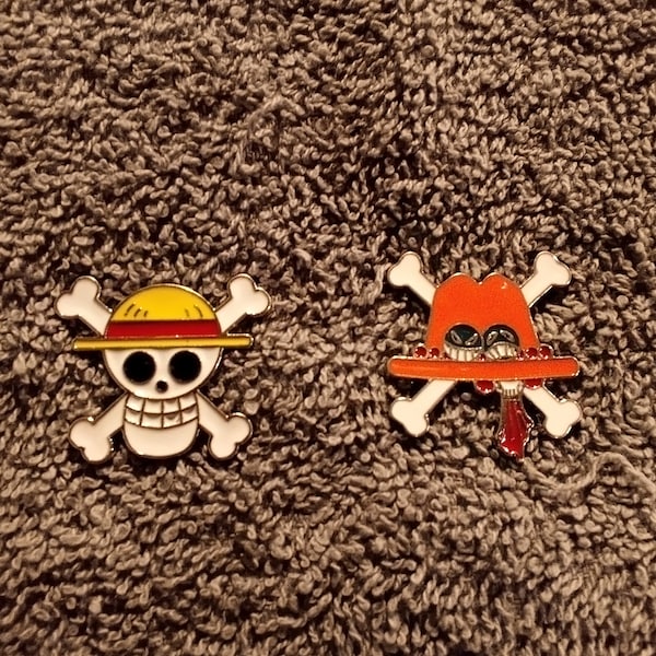 One Piece Pirate Hat Enamel Pin