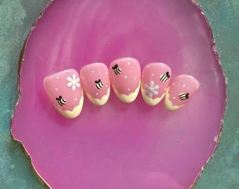 BEE BLOSSOM Set | Spring Nails | Luxury Press On Nails | Fake Nails | Press On Nails | Yellow Nails |  Bee Nails