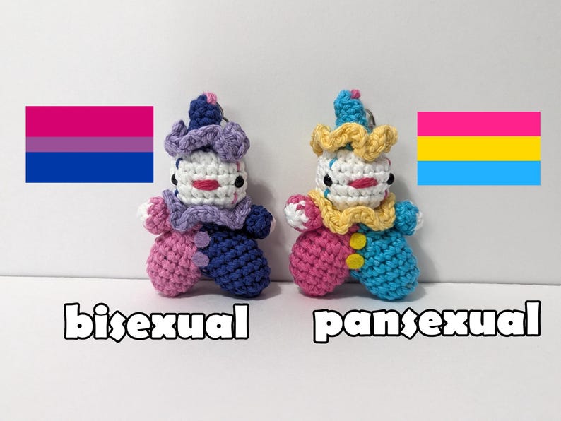 Pride Clown Keychain || Unique Bag Charm bild 3