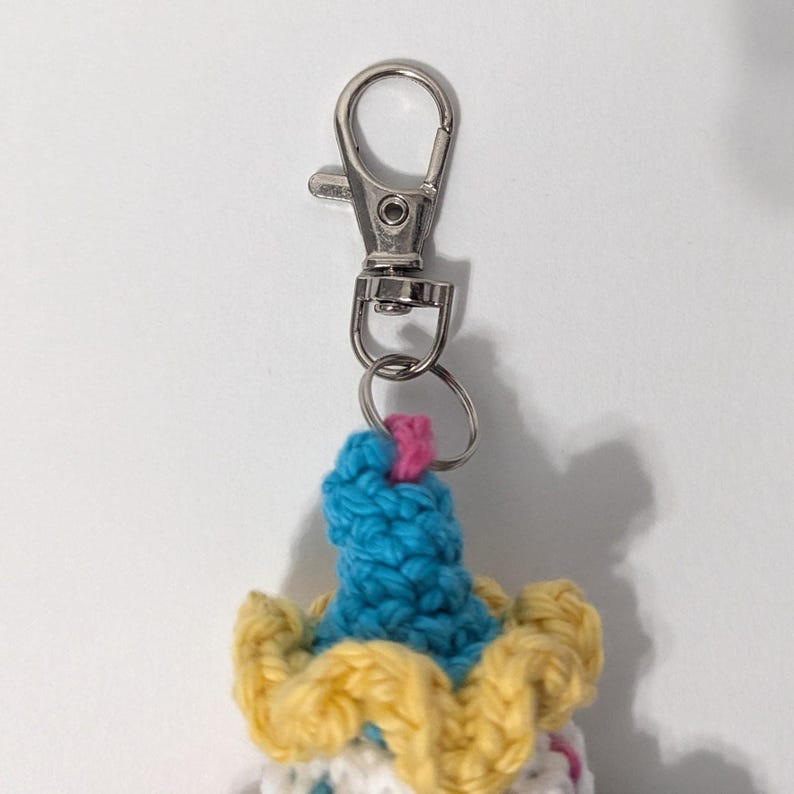 Pride Clown Keychain || Unique Bag Charm bild 10