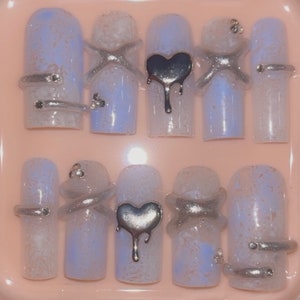 Poisoned Hearts Press Ons