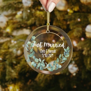 Custom Glass Ornament, Just Married Glass Ornament with Wreath Design, Wedding Glass Ornament, Personalized Ornament