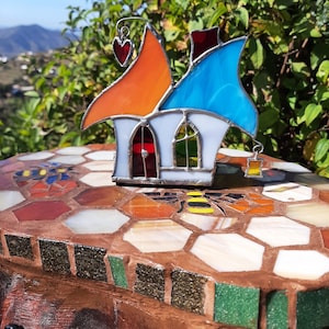 Pixie Light värmeljushållare i målat glas.