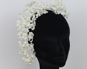 1960s Vintage Flower Branch, Headpiece for Confirmation or Wedding, Bridal Crown Flowers, for Weddings Hats Crafts Scrapbooking Dolls,
