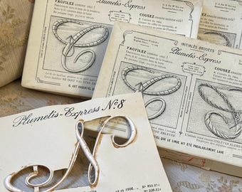 Antique French Embroidery Letter Monogram, Plumetis Express, Vintage Monogram