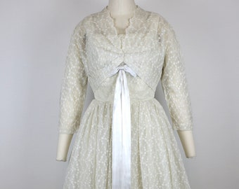 1950s Vintage Wedding Dress, Off White Lace Bridal Gown, White Vintage Dress, 50s Wedding Dress