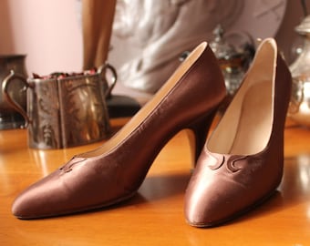 1950er Jahre Vintage satte braune Satinschuhe, High Heel 50er Jahre Schuhe, Größe EU37