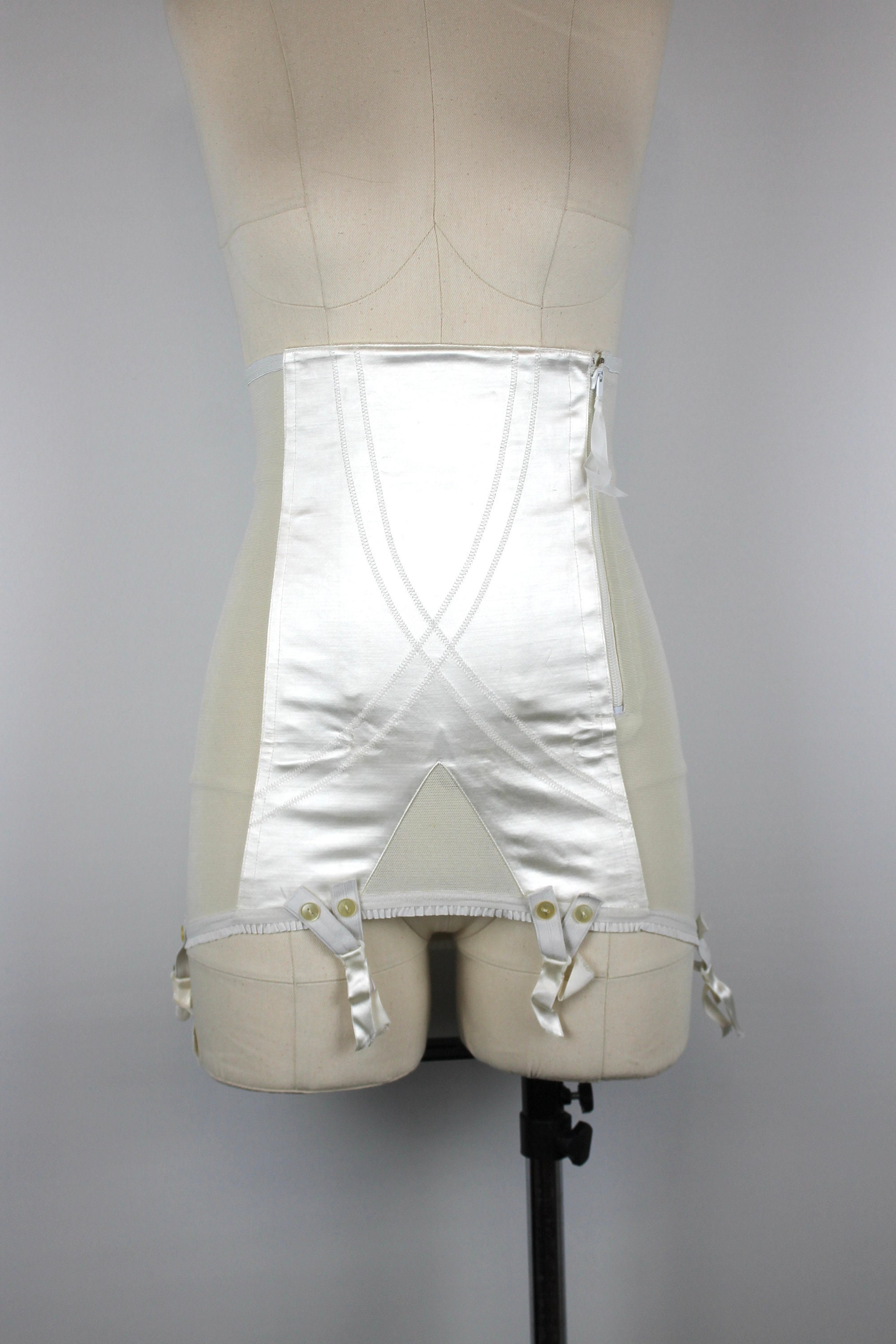 1960s Vintage farona White Satin Shapewear Open Bottom Girdle, Vintage  Garter Belt, Vintage Suspender Belt, Boudoir, Bridal Lingerie 