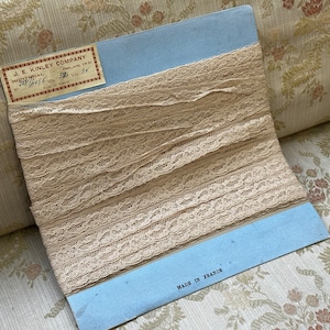 3 METRES, 1950s Vintage Beige Lace, 1,6cm Wide Lace, Lace for Sewing Projects, Period Costumes, Vintage Haberdashery