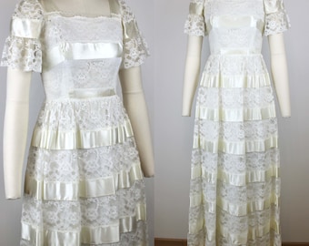 1980s Vintage "Annie Rose" White Lace and Ribbon Dress, Coquette Maxi Evening Dress, Vintage Prom Dress