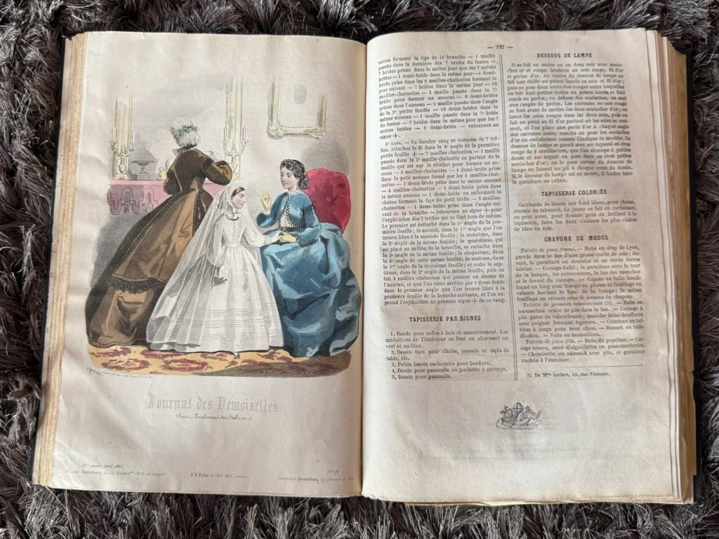 La Mode Illustrated French Magazines - Etsy